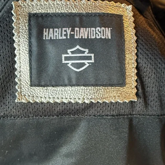 ✨ NEW WITH TAGS Women’s Harley Davidson metallic Leather Riding Jacket - Picture 4 of 16